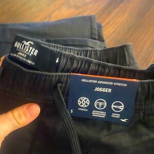 Hollister men’s joggers size sm